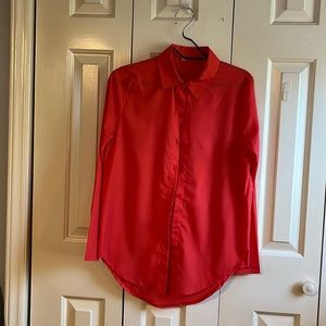 Ladies orange/red size medium perfectly tailored button down shirt. $13.00